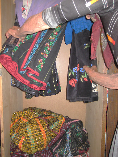 Ioanas Schrank1